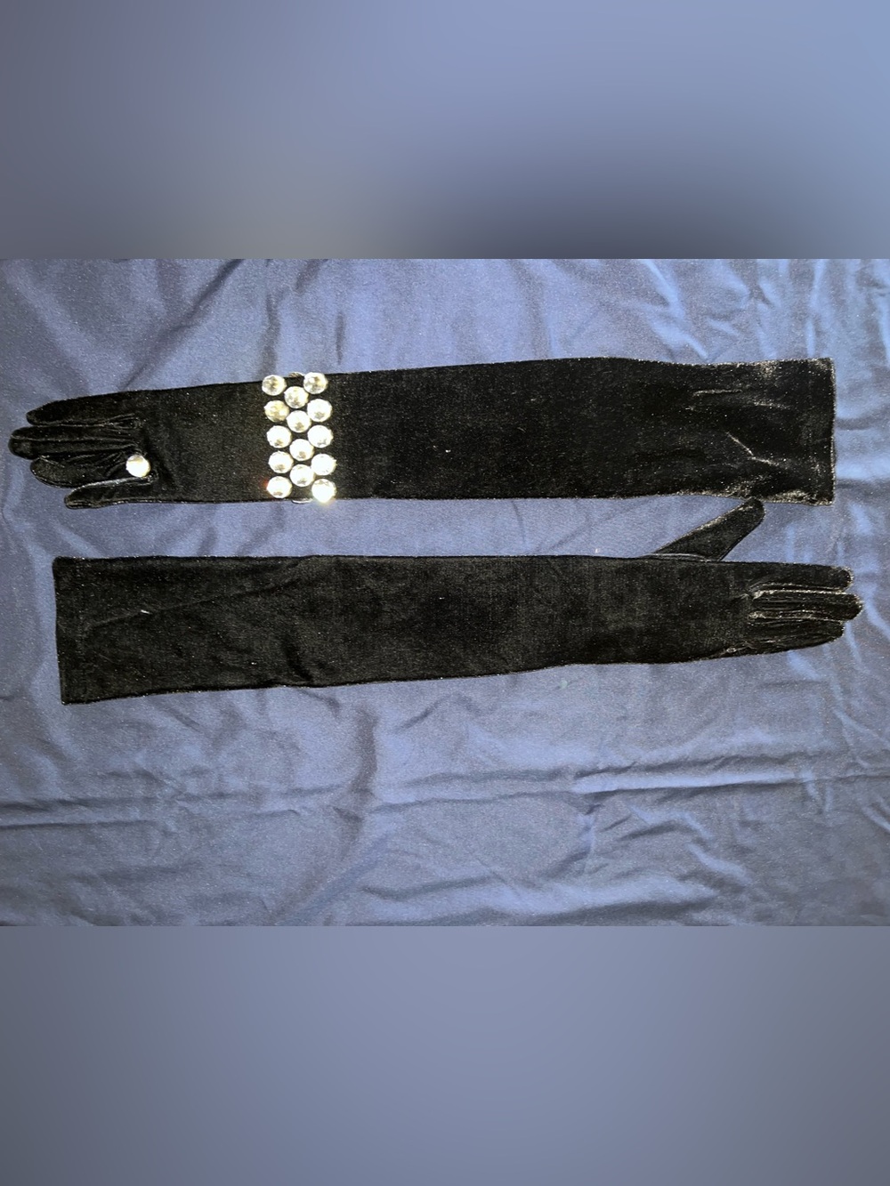 Black Burlesque Opera‎ Length Rhinestone Embellished Velvet Gloves